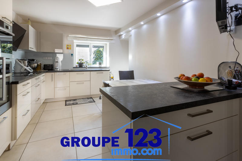 Maison - 169 m² - 4 pièces