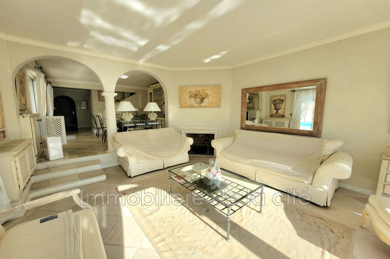 Maison - 165 m² - 6 pièces