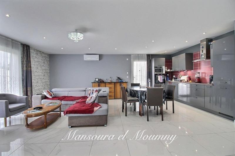 Maison - 209 m² - 8 pièces