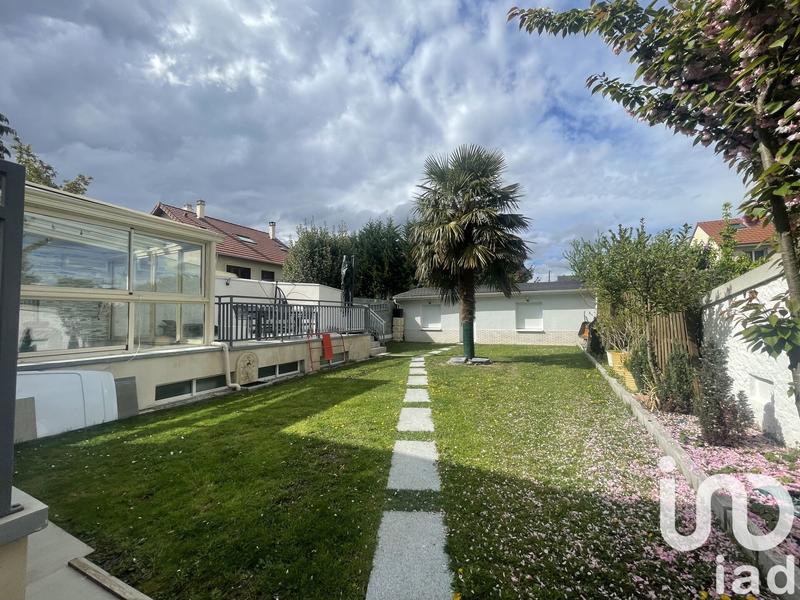 Maison - 138 m² - 5 pièces