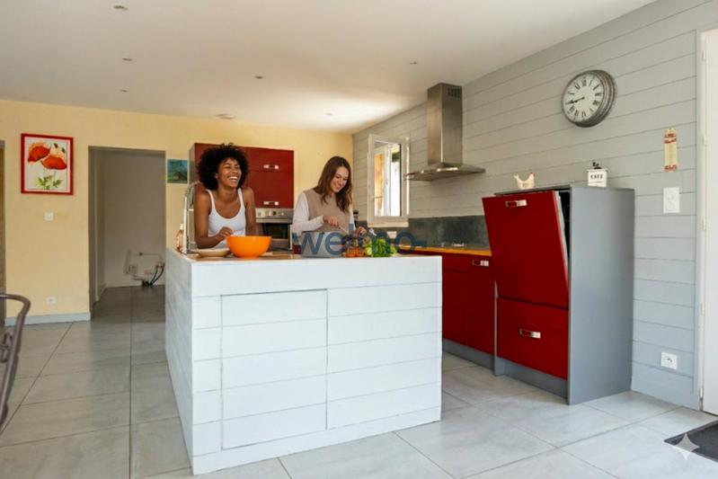 Maison - 230 m² - 7 pièces