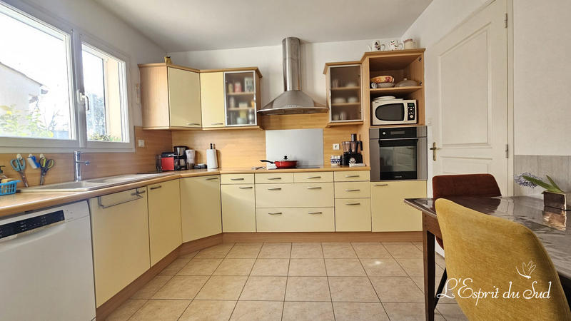 Maison - 170 m² - 6 pièces