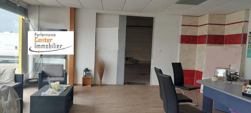 Local commercial - 543 m² - 7 pièces