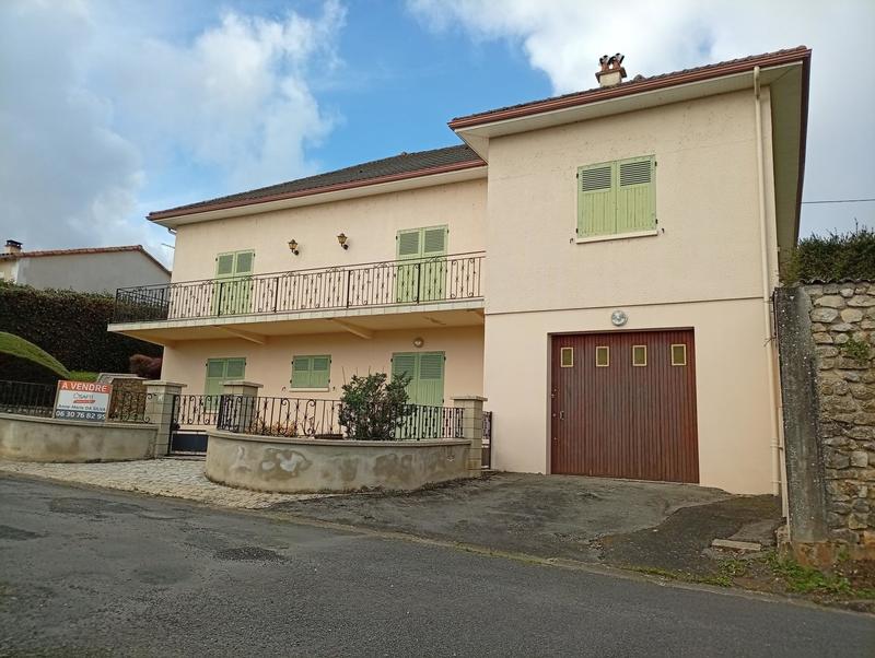 Maison - 175 m² - 6 pièces