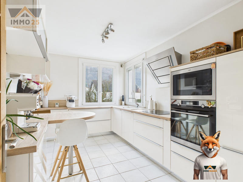 Maison - 105 m² - 5 pièces