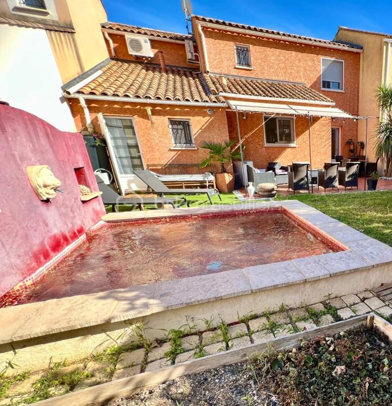 Maison - 93 m² - 5 pièces