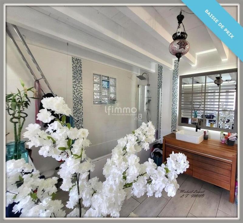 Maison - 161 m² - 6 pièces