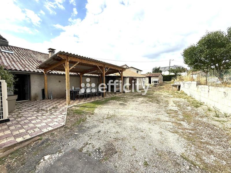 Maison - 150 m² - 5 pièces