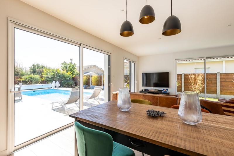 Maison - 143 m² - 6 pièces