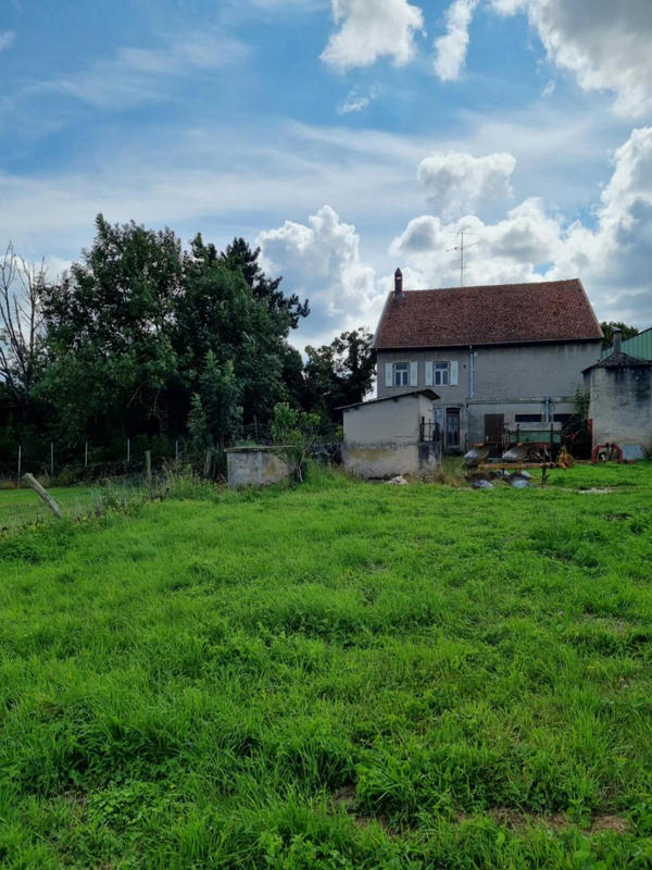Maison traditionnelle - 269 m² - 6 pièces