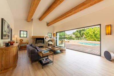 Maison - 183 m² - 5 pièces