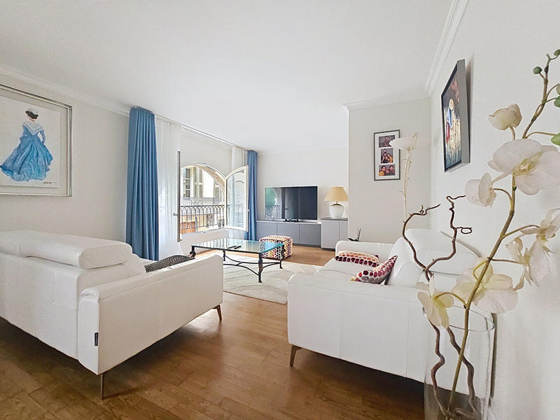 Appartement - 168 m² - 5 pièces