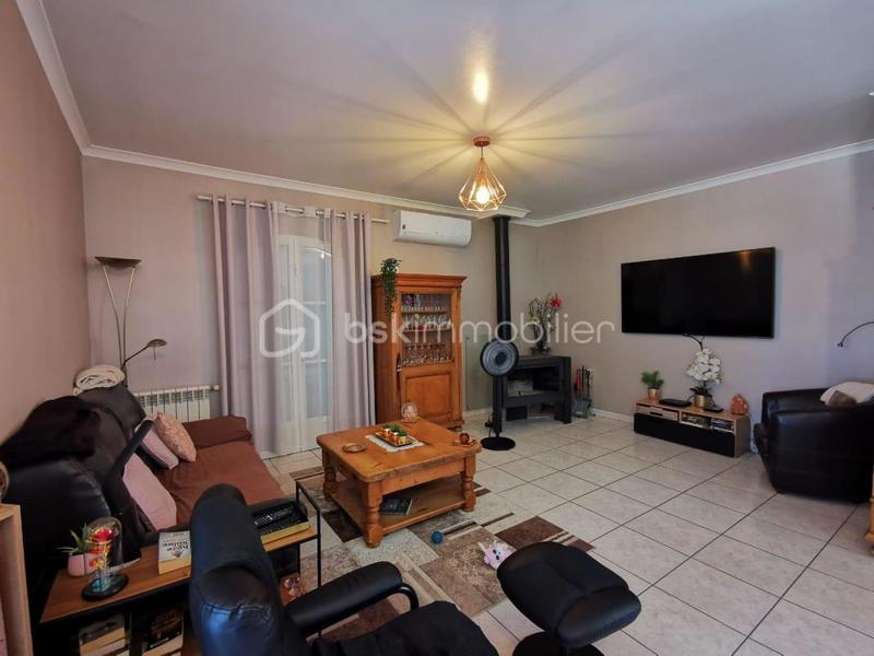 Villa - 151 m² - 6 pièces