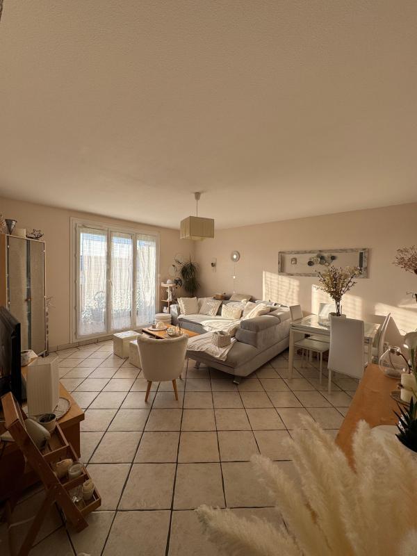 Appartement - 70 m² - 3 pièces