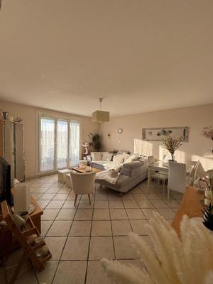 Appartement - 70 m² - 3 pièces