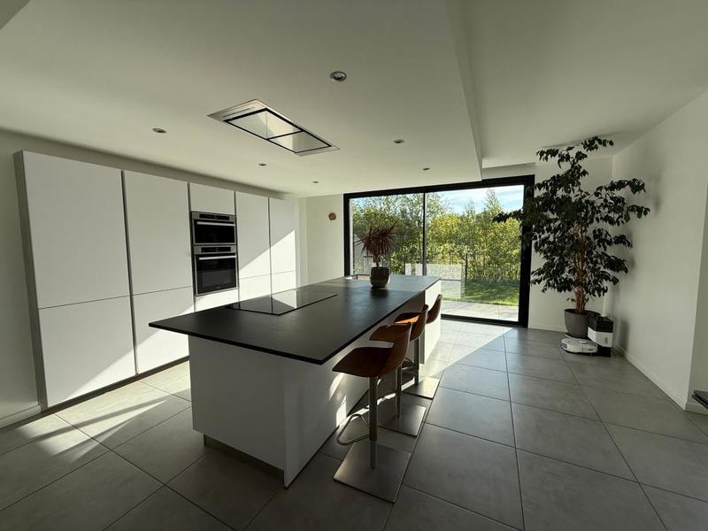 Maison - 190 m² - 5 pièces