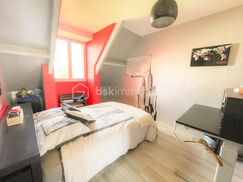 Maison traditionnelle - 170 m² - 5 pièces