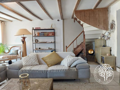 Maison ancienne - 214 m² - 8 pièces