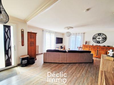 Pavillon - 161 m² - 7 pièces