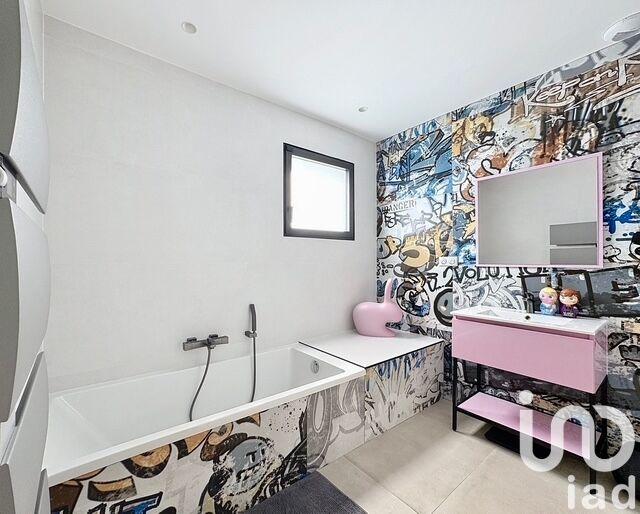 Maison de maîtres - 280 m² - 10 pièces