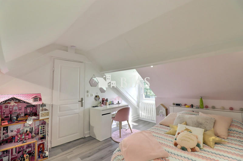 Maison - 95 m² - 4 pièces