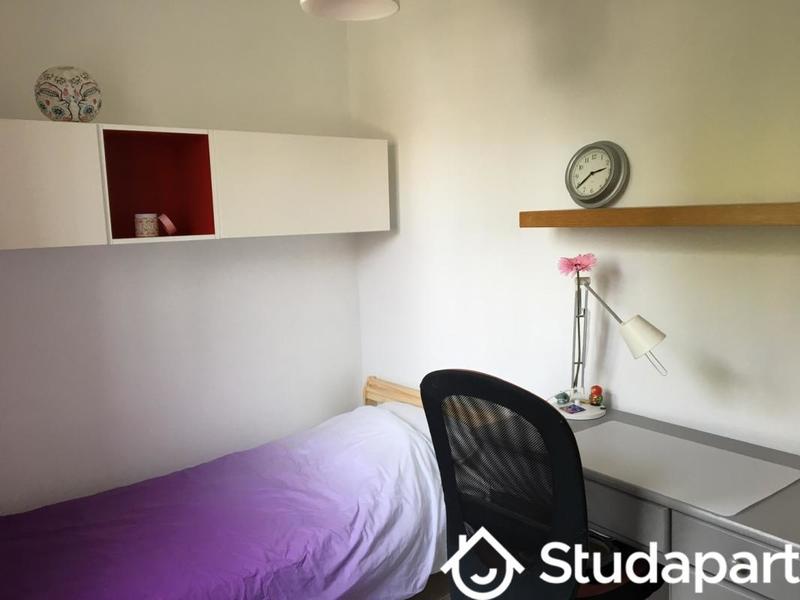 Chambre - 10 m² - 1 pièce