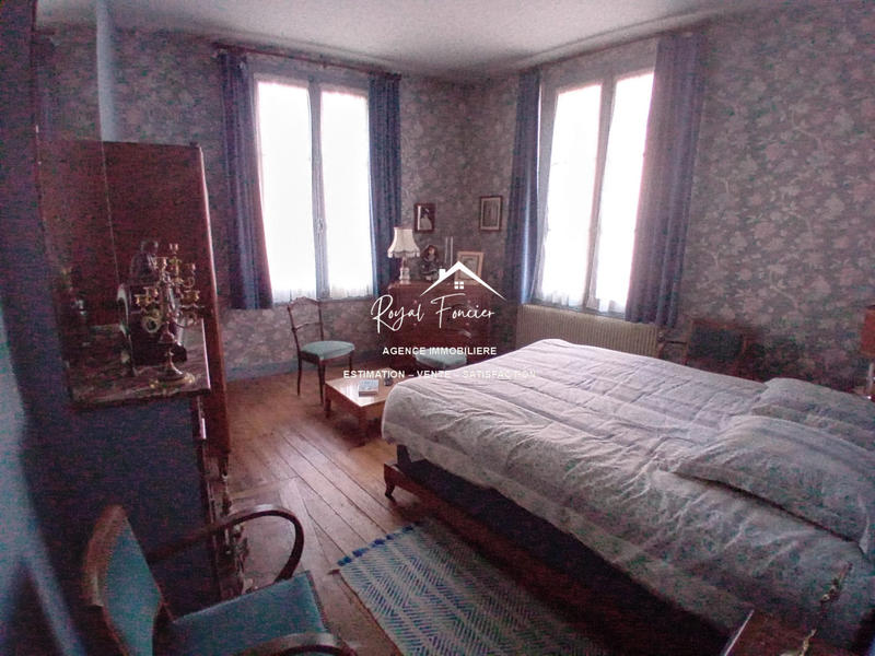 Maison ancienne - 215 m² - 8 pièces