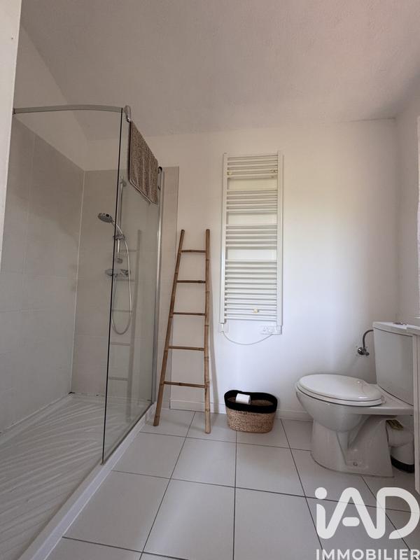 Maison - 202 m² - 7 pièces