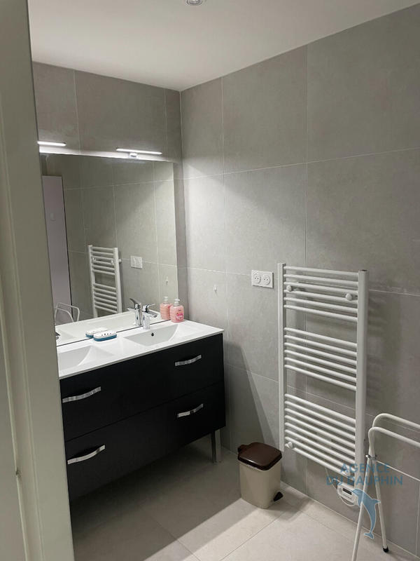 Appartement - 72 m² - 3 pièces