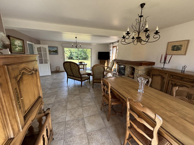 Maison - 140 m² - 7 pièces