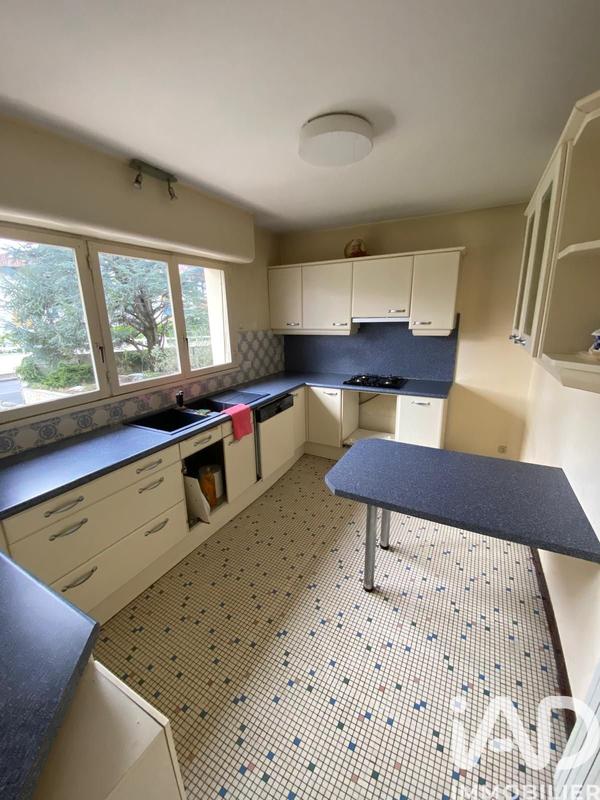 Maison - 119 m² - 9 pièces