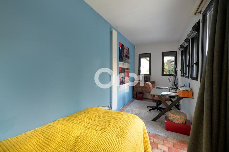 Maison - 205 m² - 7 pièces