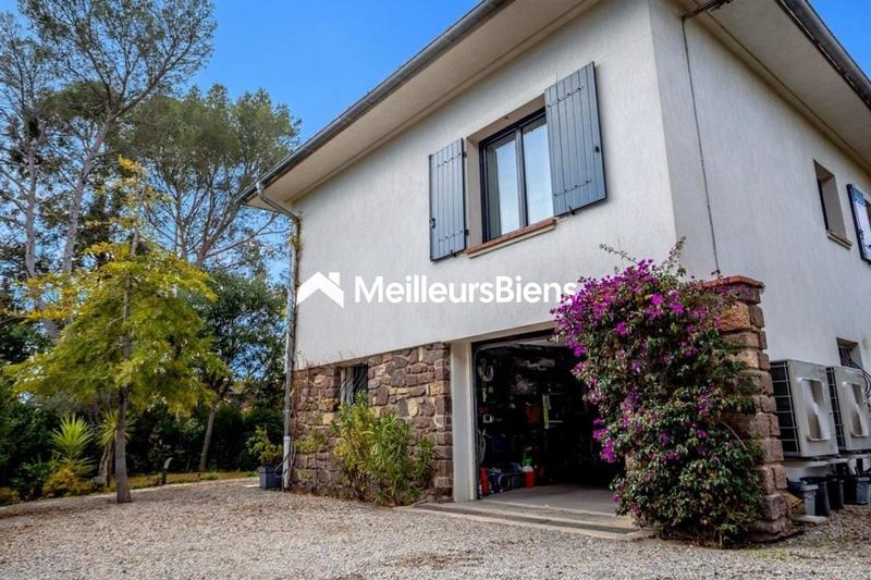 Villa - 188 m² - 8 pièces