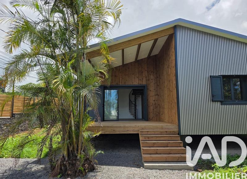 Maison - 103 m² - 5 pièces