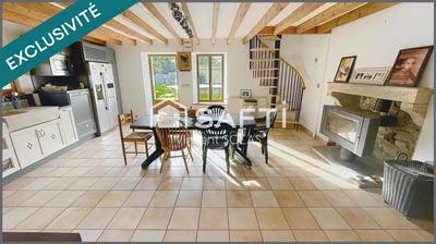 Maison - 210 m² - 9 pièces