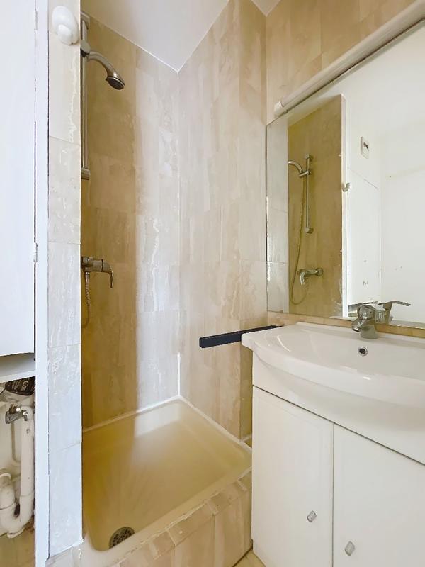 Appartement ancien - 89 m² - 3 pièces