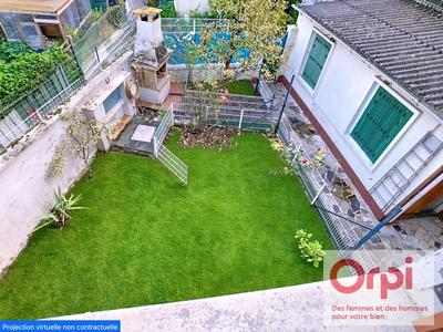 Maison - 92 m² - 3 pièces