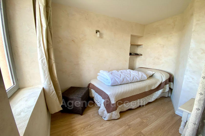 Maison de village - 273 m² - 7 pièces