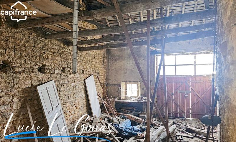 Maison - 300 m² - 6 pièces