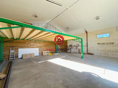 Entrepôt - 120 m²