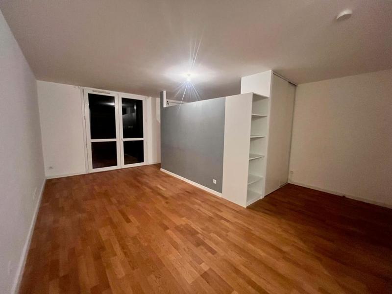 Studio - 39 m² - 2 pièces