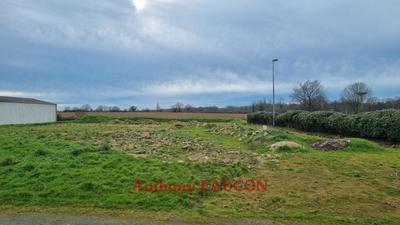 Terrain industriel - 2 176 m²