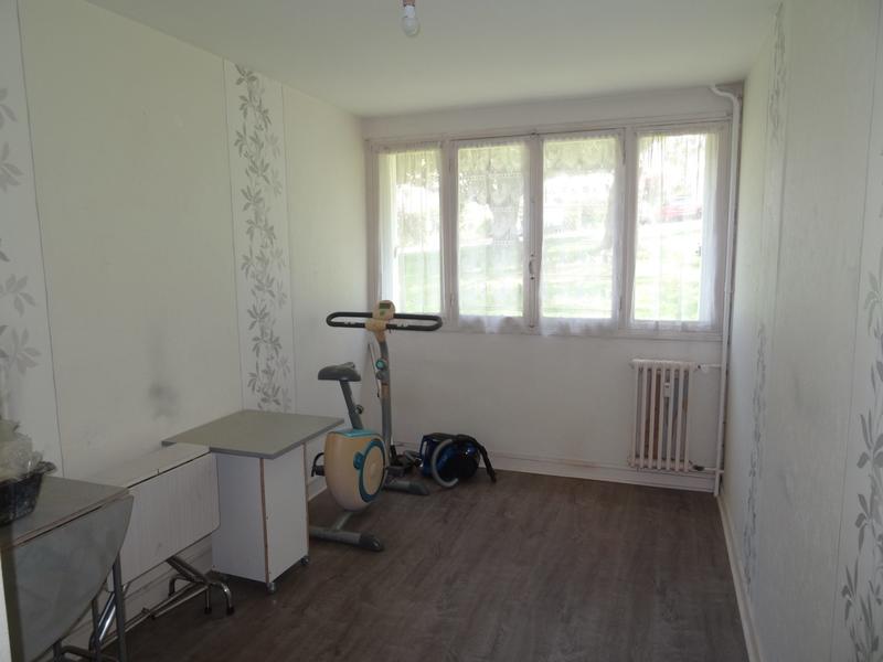 Appartement - 80 m² - 5 pièces