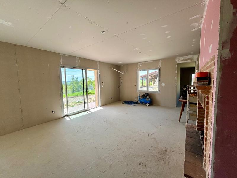 Maison de campagne - 200 m² - 2 pièces