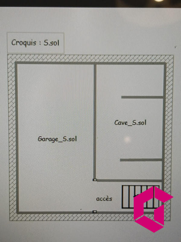 Maison traditionnelle - 138 m² - 9 pièces