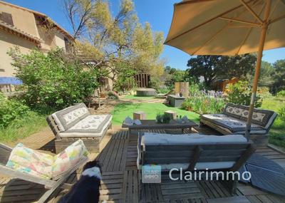 Maison - 121 m² - 5 pièces