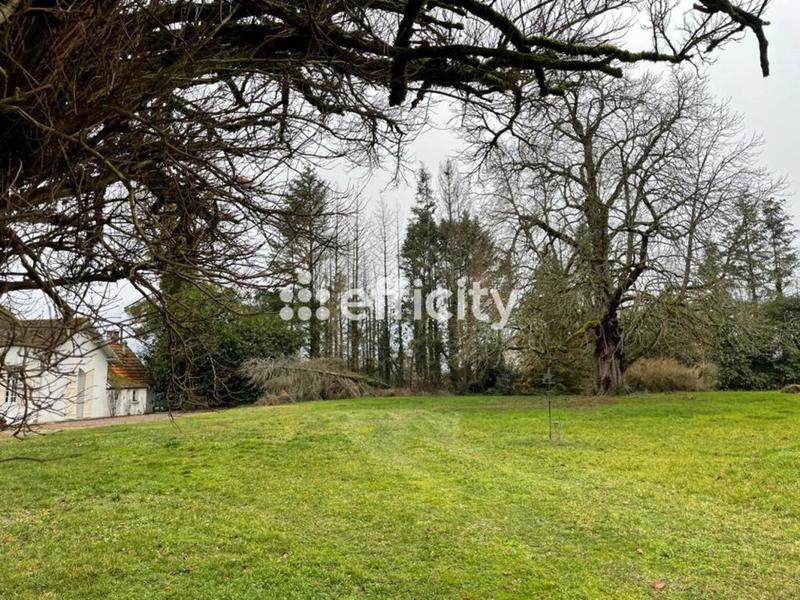 Maison bourgeoise - 306 m² - 12 pièces