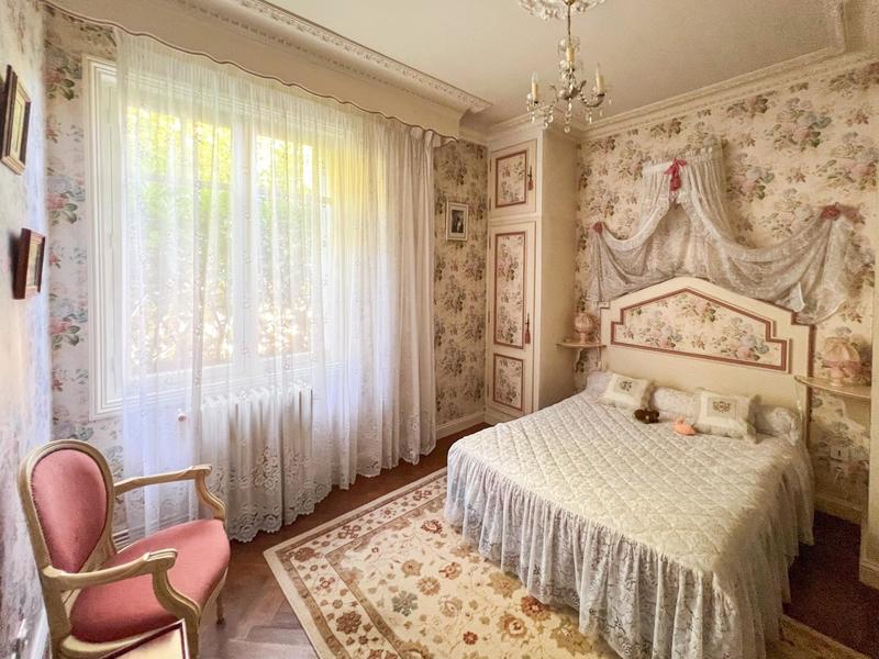 Maison - 190 m² - 6 pièces