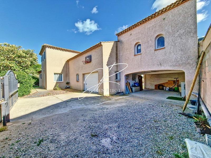 Maison - 165 m² - 6 pièces