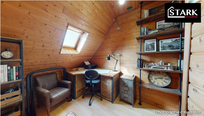 Maison - 90 m² - 5 pièces